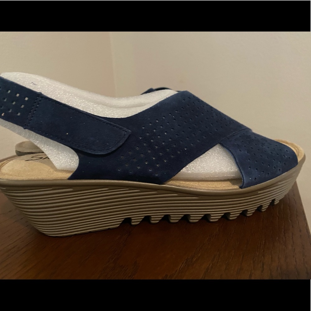 Women's Skechers Parallel Stylin Slingback Memory Foam Wedge Sandals- New!